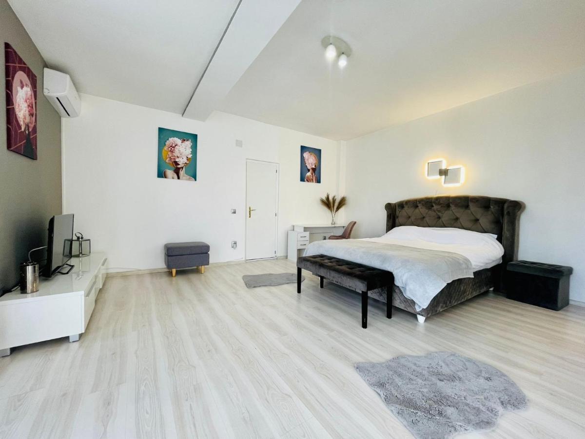 Ferienwohnung Panoramic Studio Cluj-Napoca Exterior foto